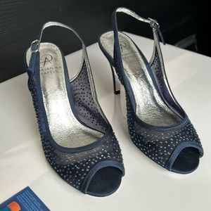 Adrianna Papell blue small heels